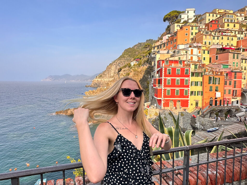 Solo female trip to the Colorful Cinque Terre italy​