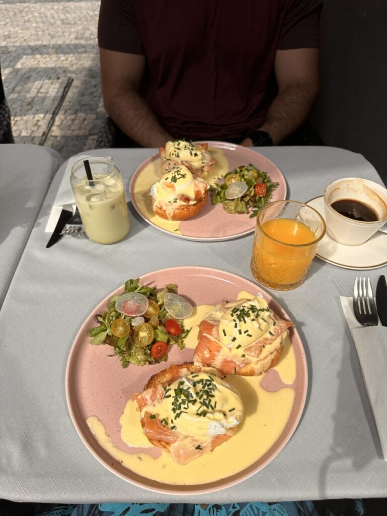 toast with poached egg and salmon